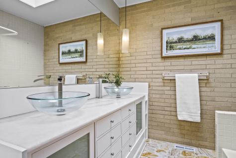 431 Maplewood Drive Barrington IL 60010