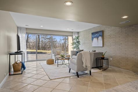 431 Maplewood Drive Barrington IL 60010