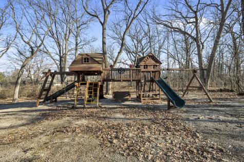 431 Maplewood Drive Barrington IL 60010