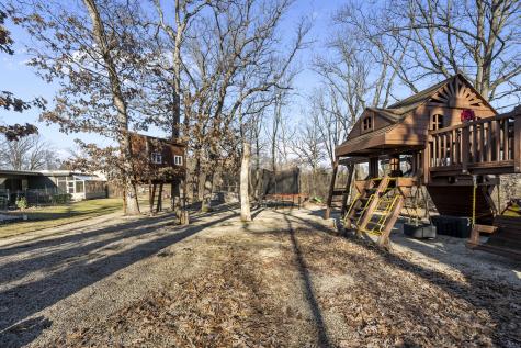 431 Maplewood Drive Barrington IL 60010
