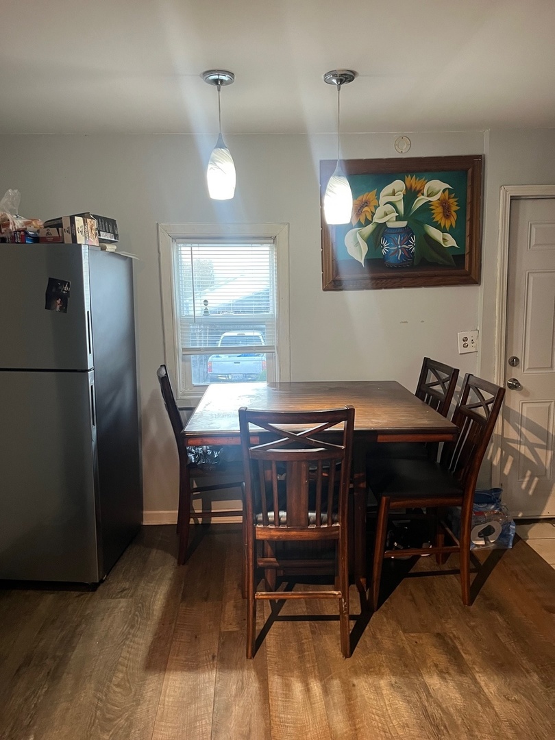 5136 South Richmond Street Chicago IL 60632