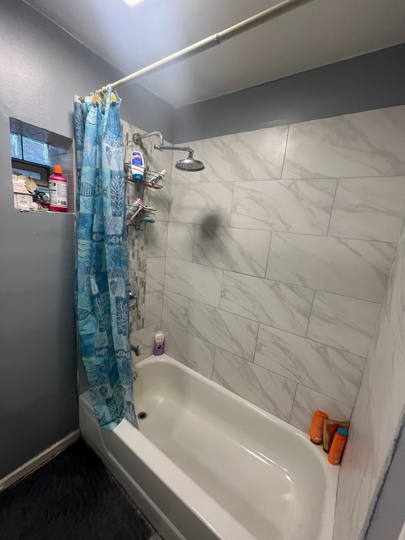 5136 South Richmond Street Chicago IL 60632