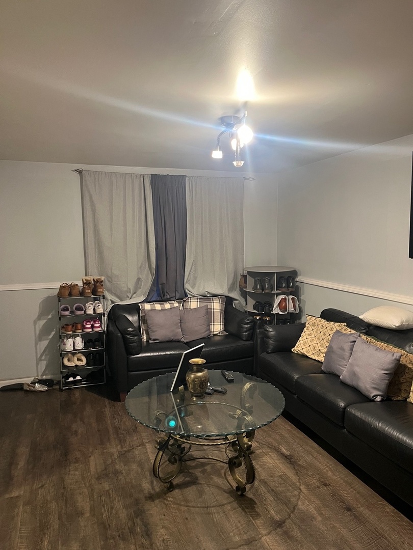 5136 South Richmond Street Chicago IL 60632