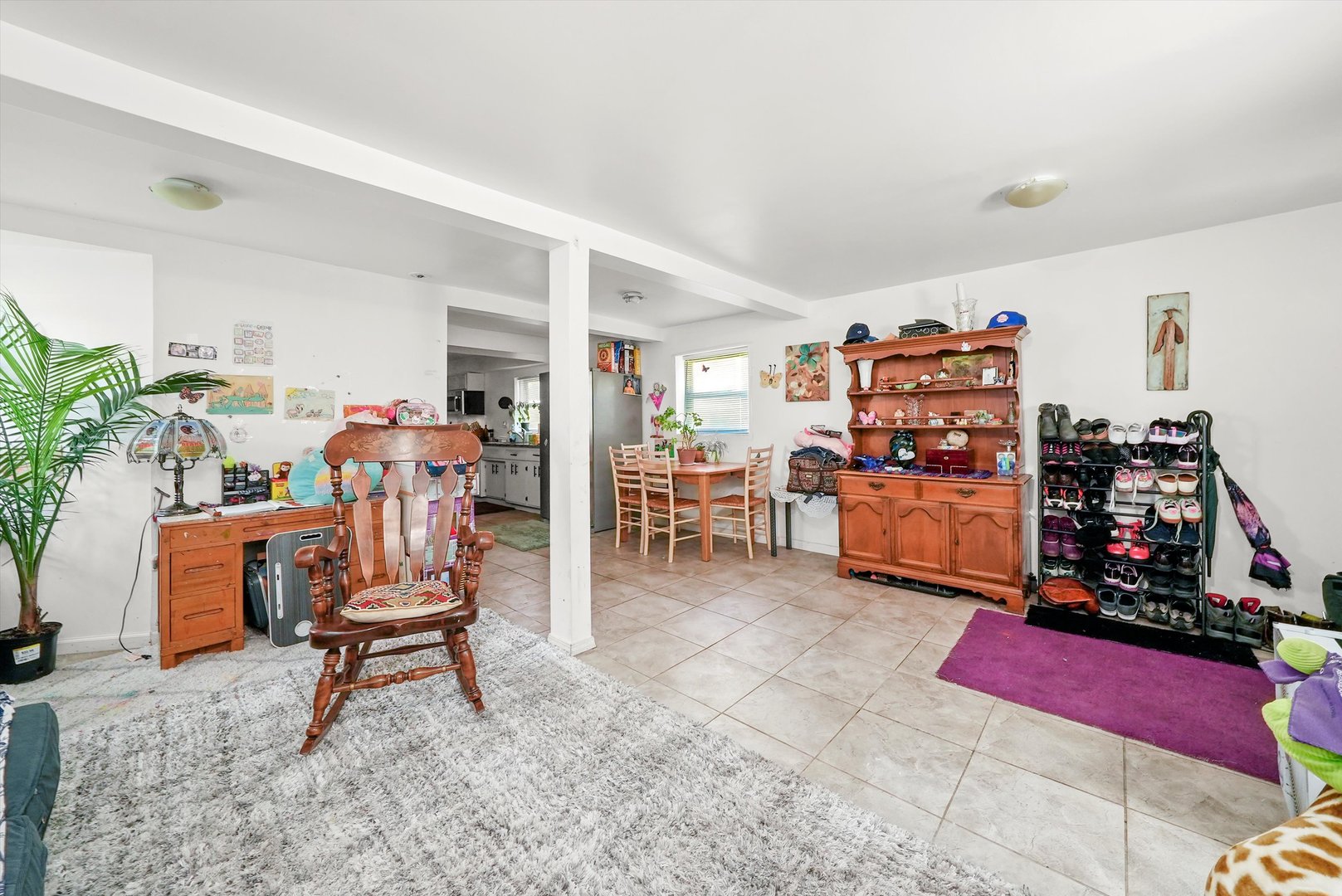 142 West Swann Street Chicago IL 60609