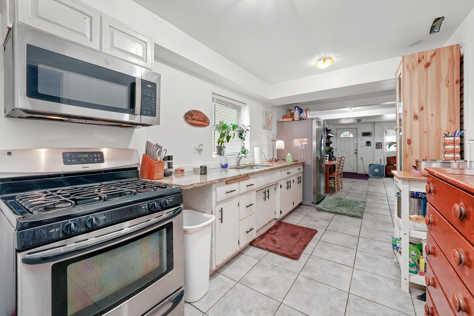 142 West Swann Street Chicago IL 60609
