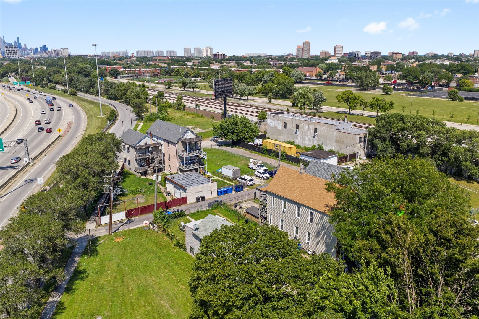 142 West Swann Street Chicago IL 60609