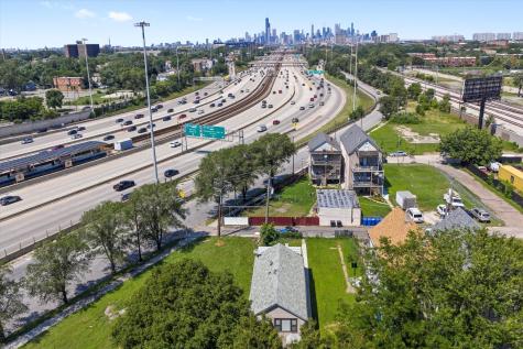 142 West Swann Street Chicago IL 60609