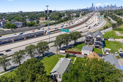 142 West Swann Street Chicago IL 60609