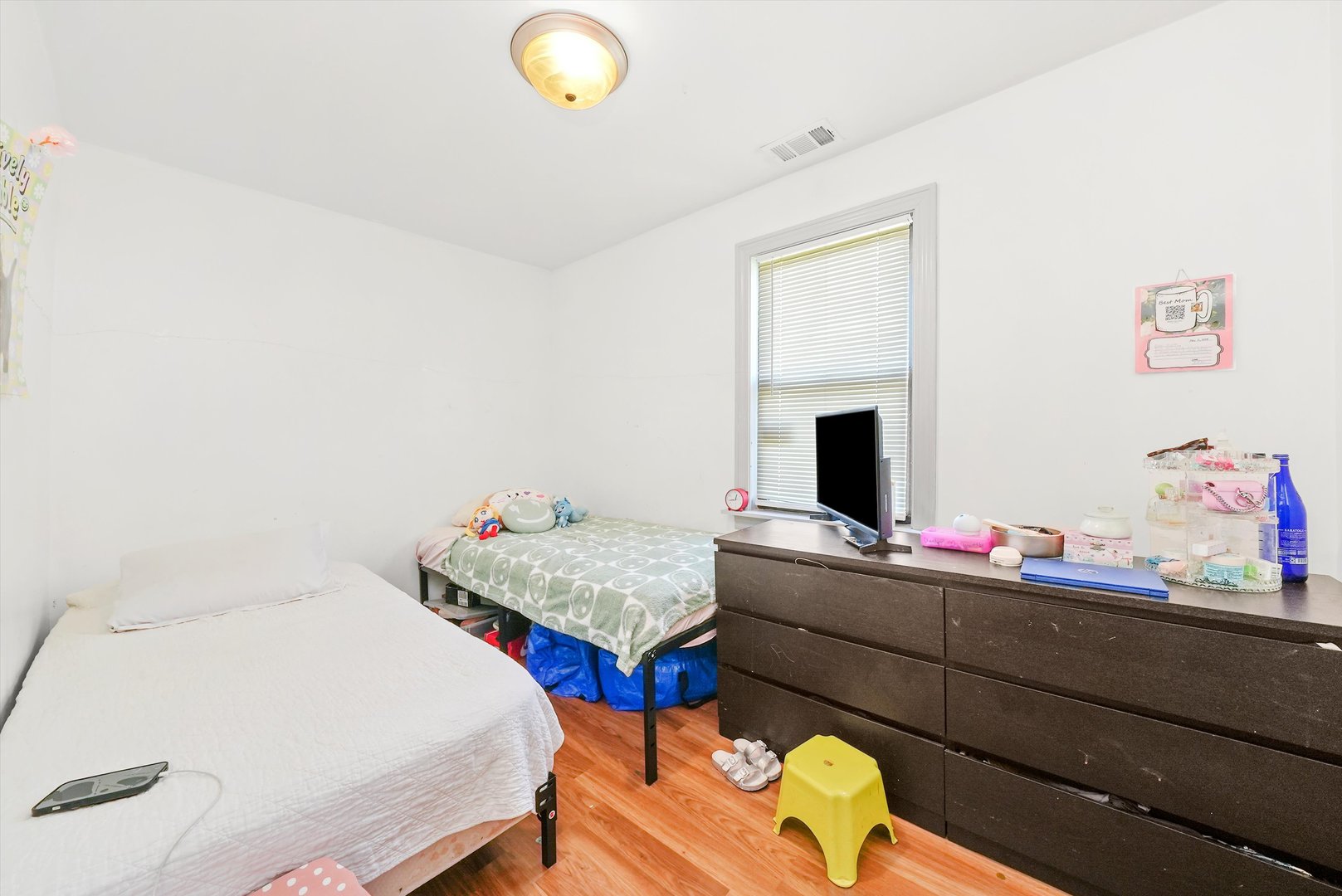 142 West Swann Street Chicago IL 60609