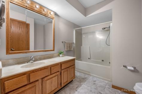 1751 Pebble Beach Drive Hoffman Estates IL 60169