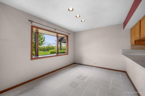 1751 Pebble Beach Drive Hoffman Estates IL 60169