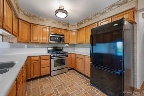 1751 Pebble Beach Drive Hoffman Estates IL 60169