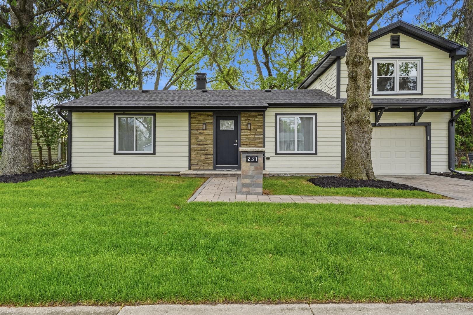 231 Saint Marys Parkway Buffalo Grove IL 60089