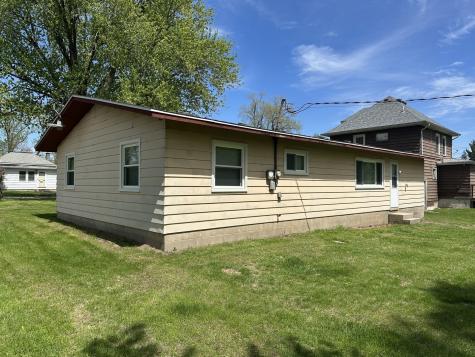1919 Portland Avenue Savanna IL 61074