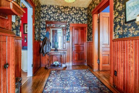 203 North Maple Street Momence IL 60954