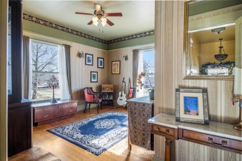 203 North Maple Street Momence IL 60954