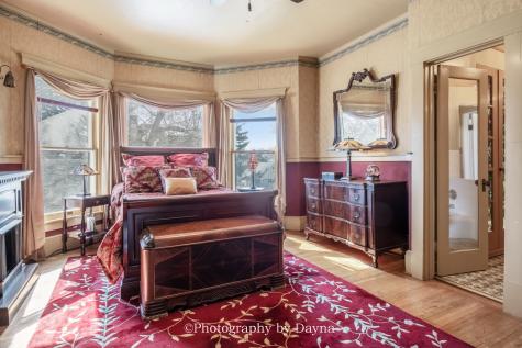 203 North Maple Street Momence IL 60954