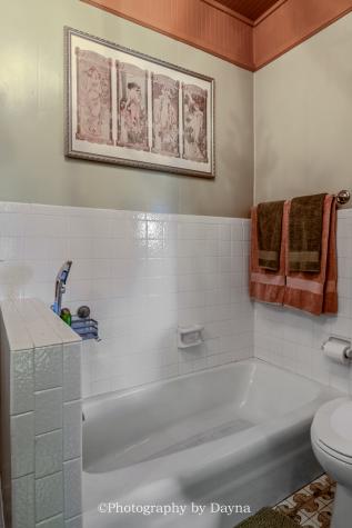 203 North Maple Street Momence IL 60954