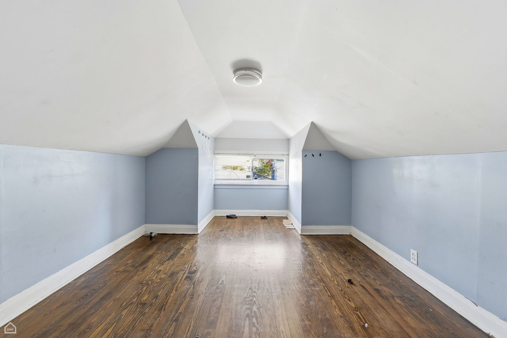 8111 South Manistee Avenue Chicago IL 60617