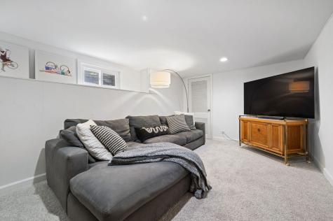 937 Pleasant Avenue Highland Park IL 60035