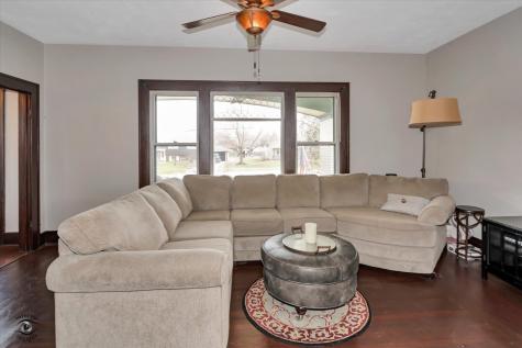256 Center Road Frankfort IL 60423