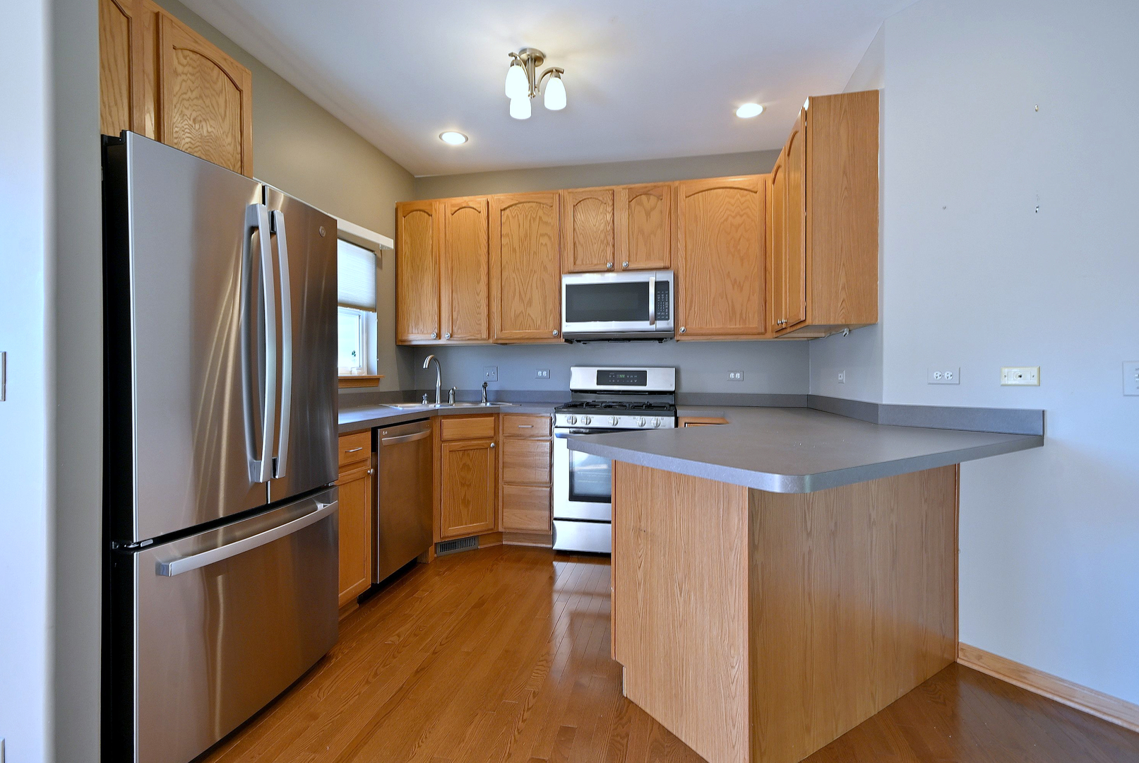 6069 River Bend Drive Lisle IL 60532