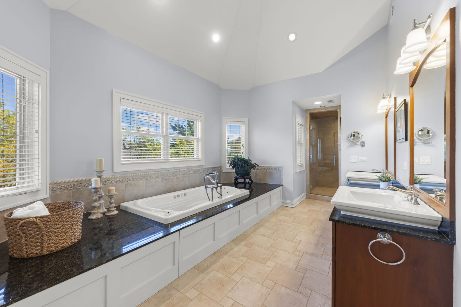 275 Merton Avenue Glen Ellyn IL 60137