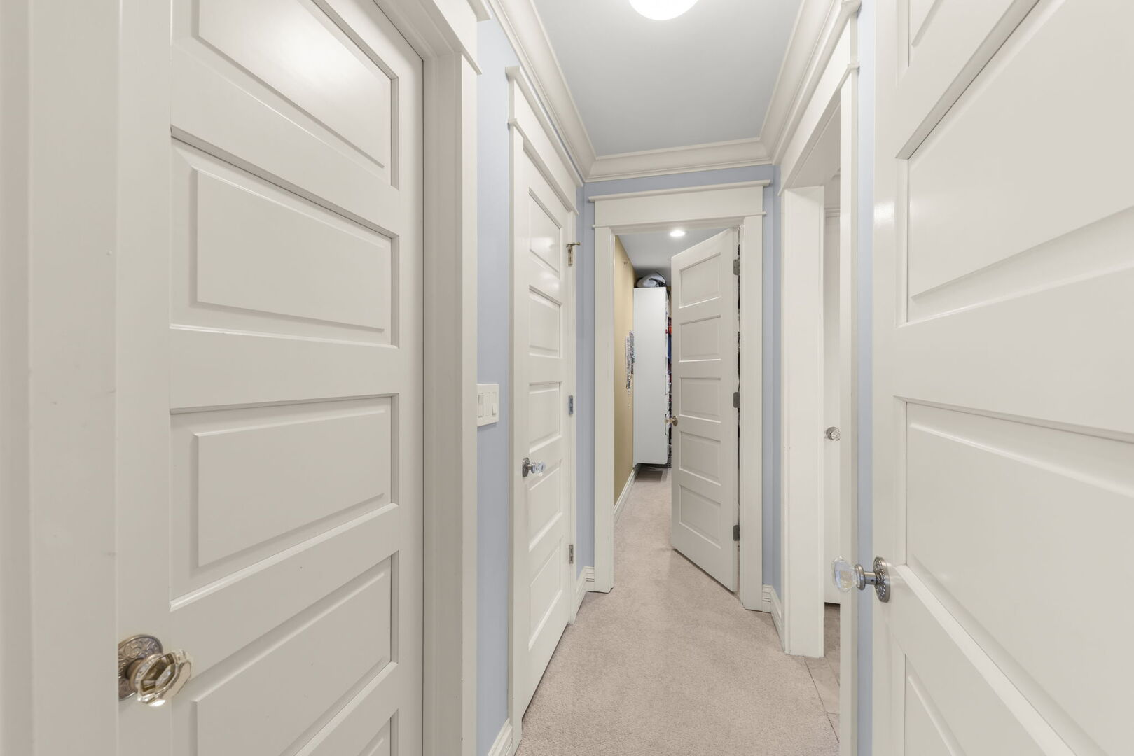 275 Merton Avenue Glen Ellyn IL 60137