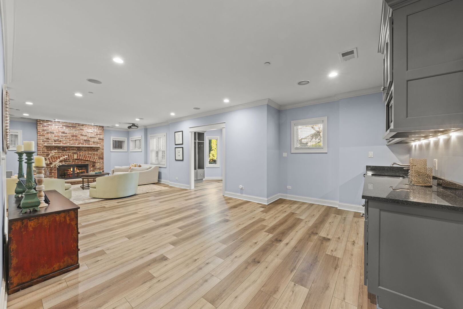 275 Merton Avenue Glen Ellyn IL 60137