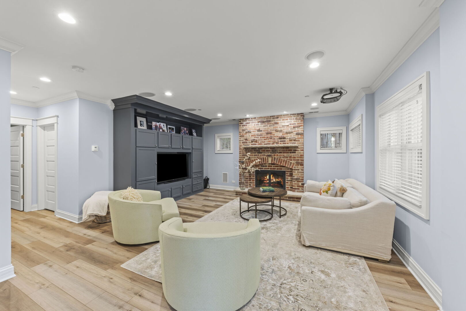 275 Merton Avenue Glen Ellyn IL 60137