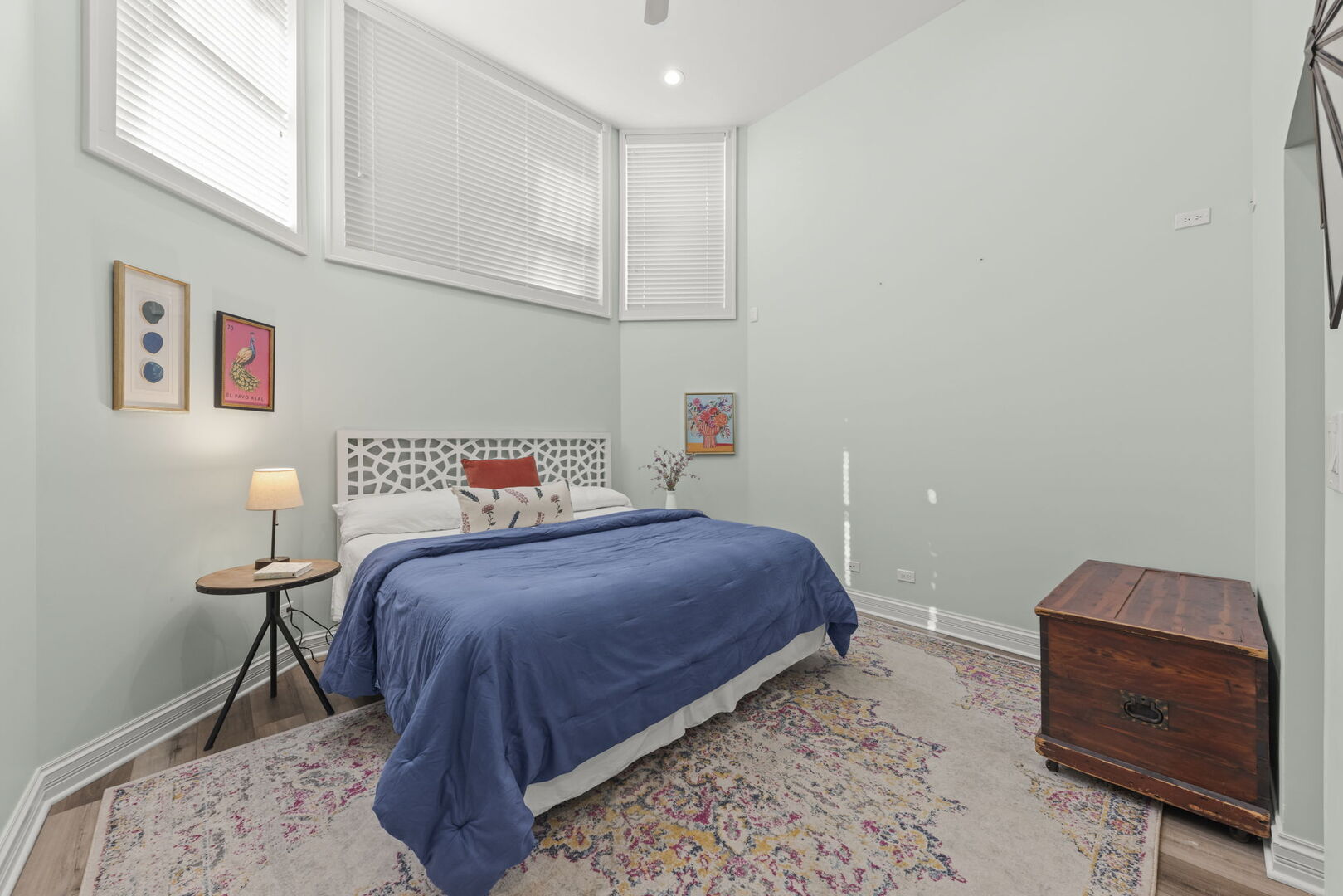 275 Merton Avenue Glen Ellyn IL 60137