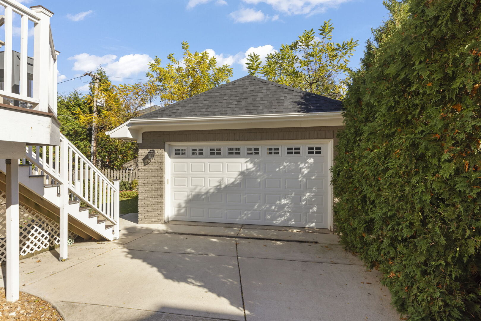 275 Merton Avenue Glen Ellyn IL 60137