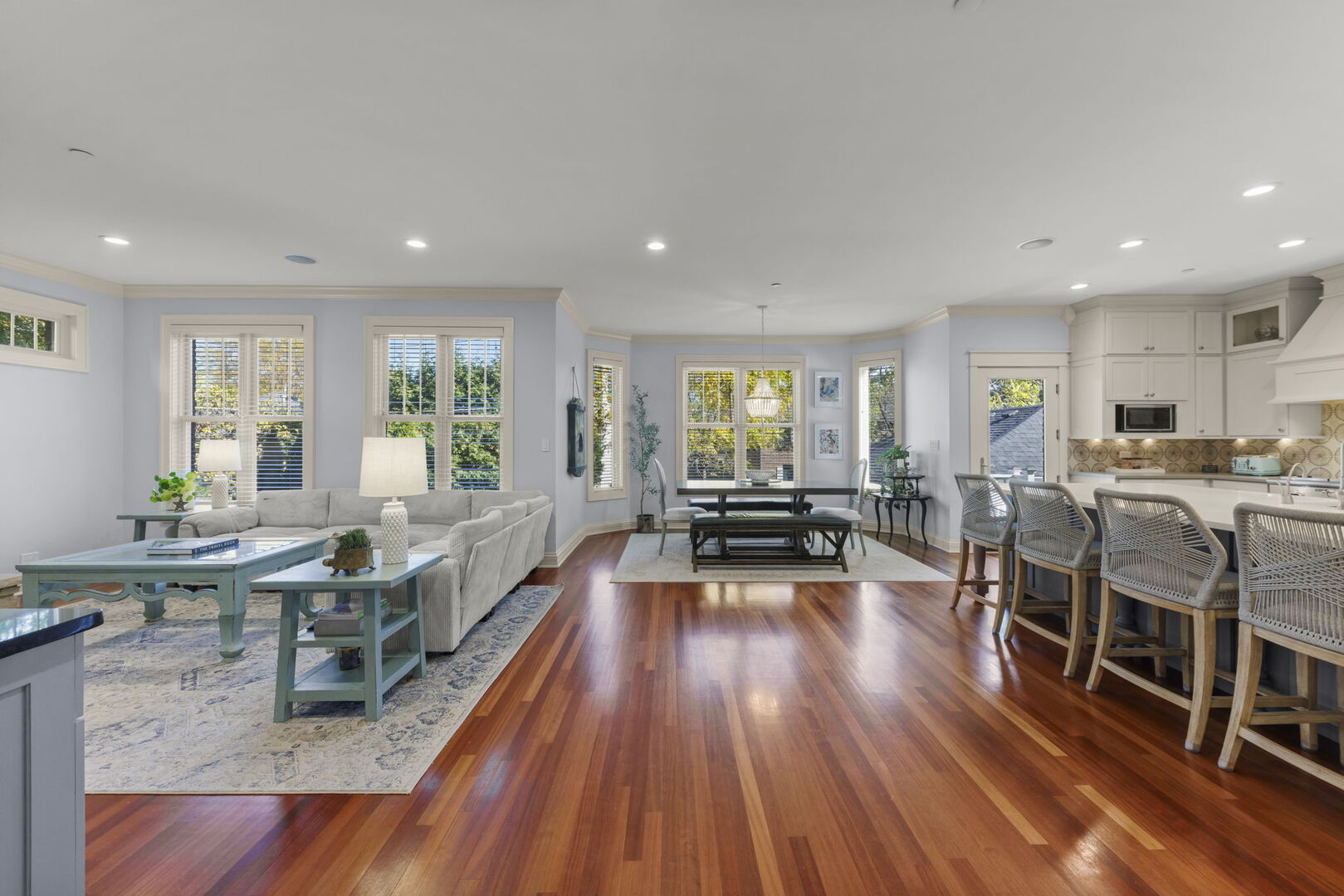 275 Merton Avenue Glen Ellyn IL 60137