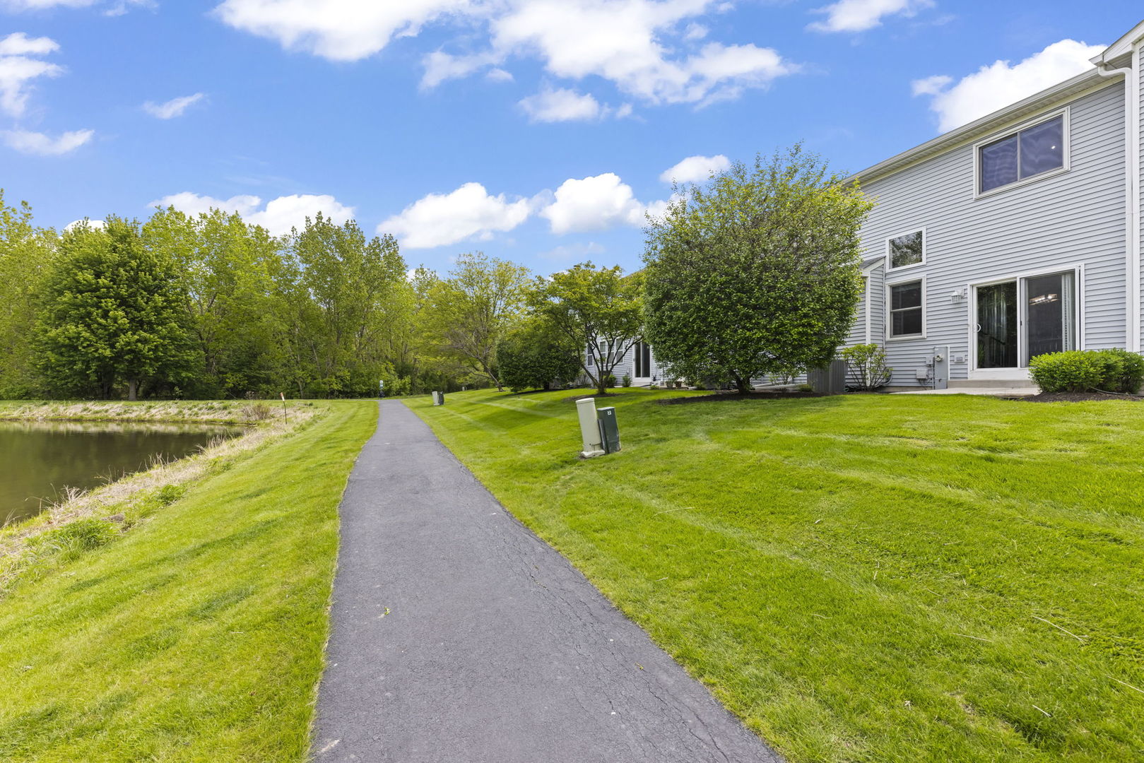 2448 Reflections Drive Aurora IL 60502