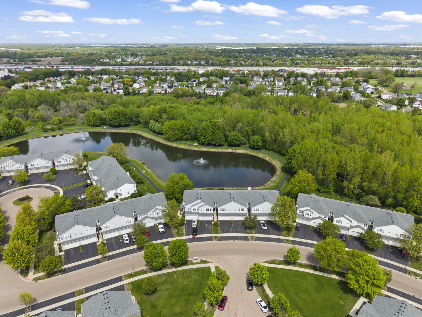 2448 Reflections Drive Aurora IL 60502
