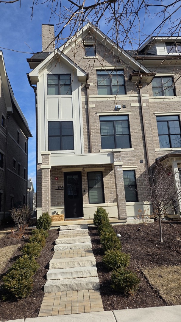 108 North Wright Street Naperville IL 60540