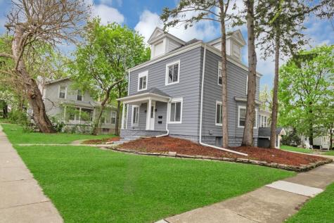 209 East Washington Street West Chicago IL 60185