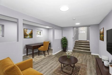 209 East Washington Street West Chicago IL 60185