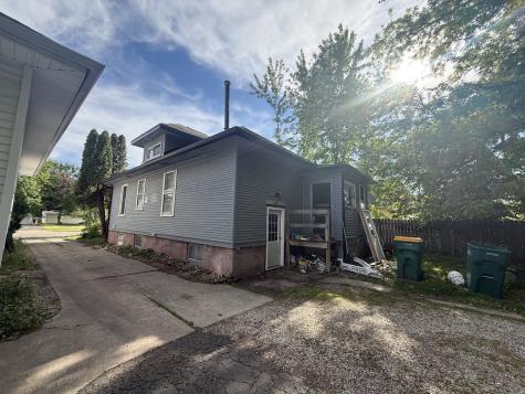 811 East Knox Street Galesburg IL 61401