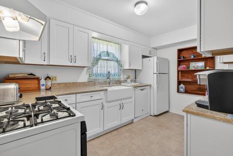 69 Central Avenue Aurora IL 60506