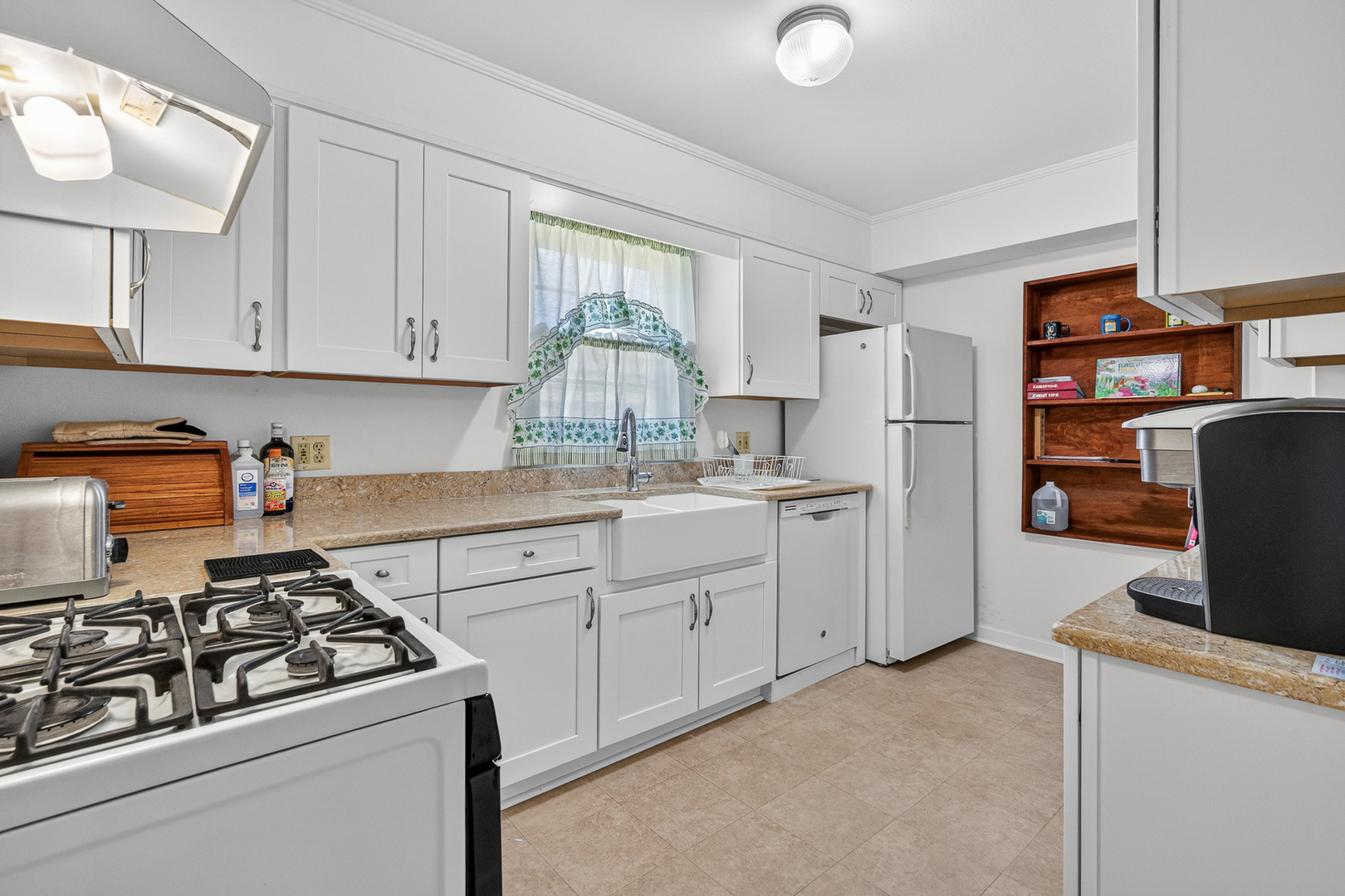 69 Central Avenue Aurora IL 60506