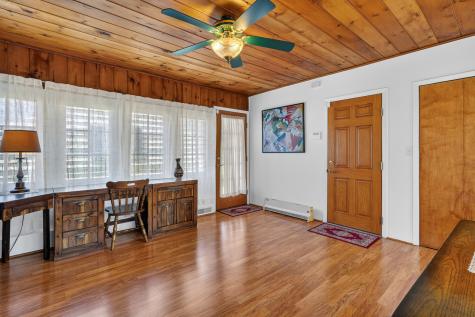 69 Central Avenue Aurora IL 60506