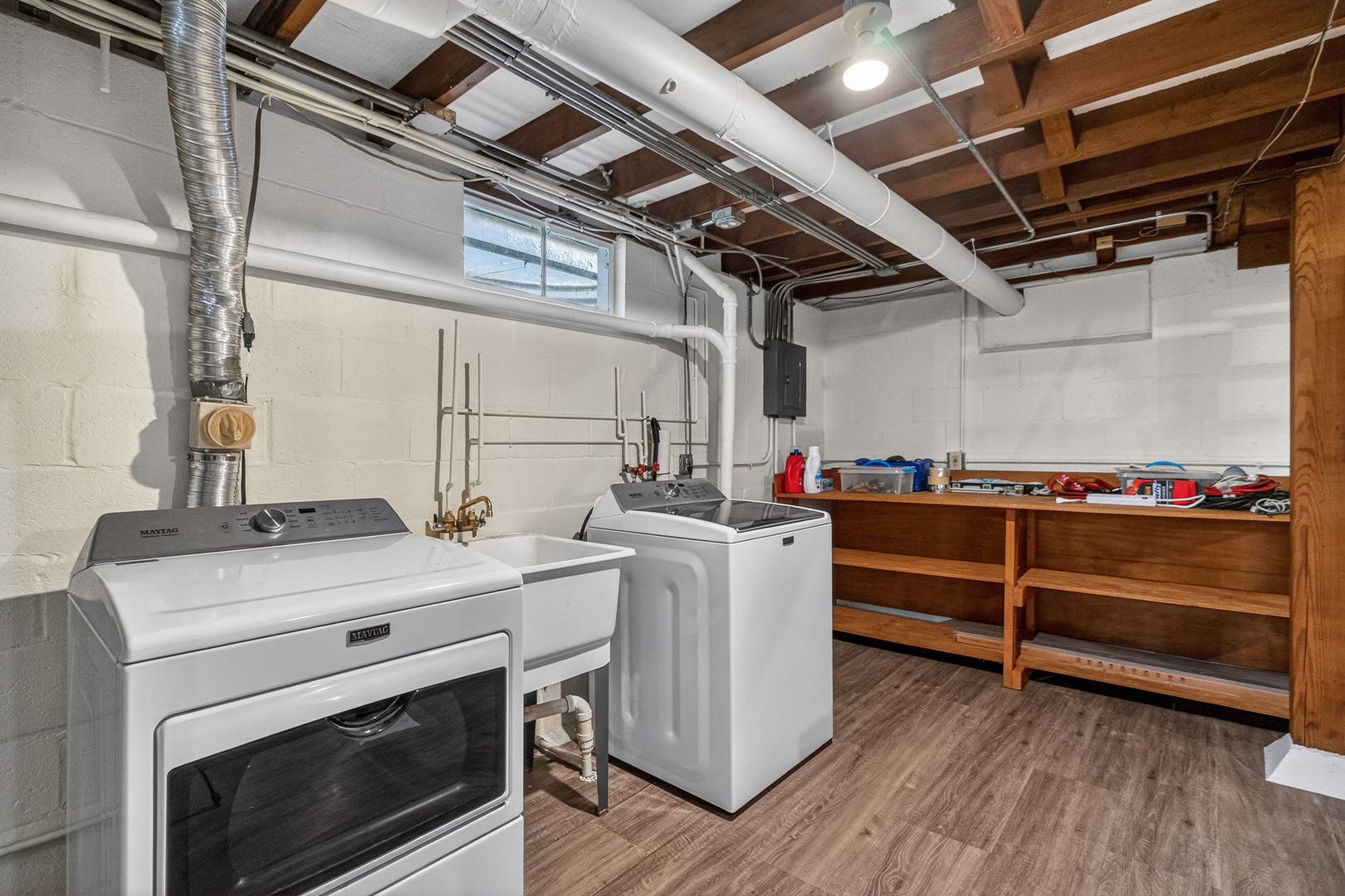 69 Central Avenue Aurora IL 60506