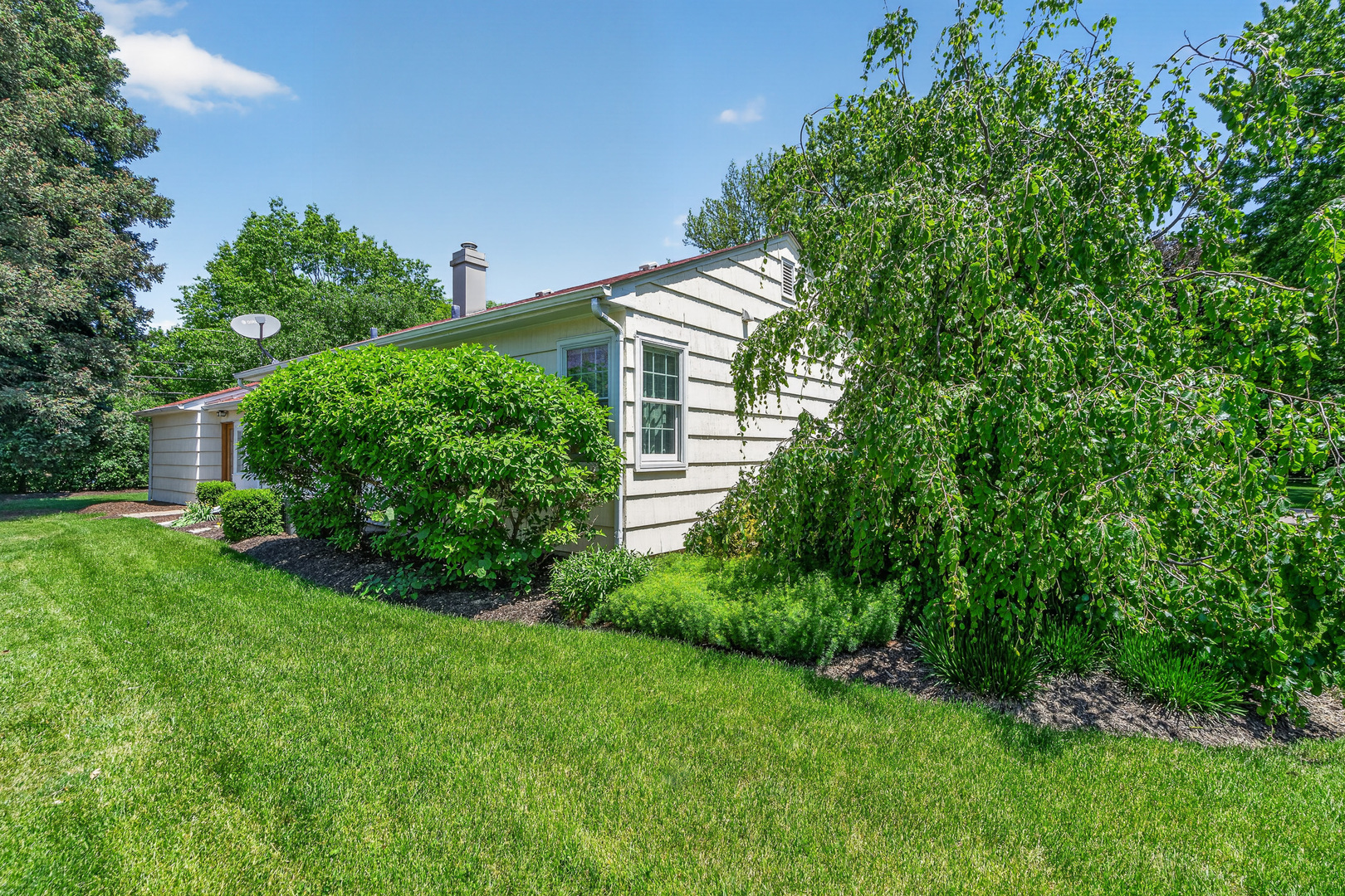 69 Central Avenue Aurora IL 60506