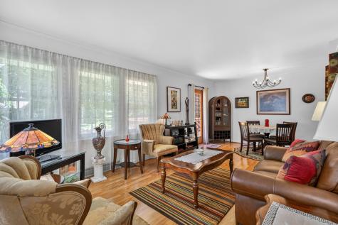 69 Central Avenue Aurora IL 60506