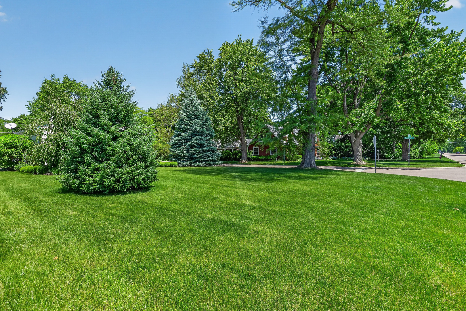 69 Central Avenue Aurora IL 60506