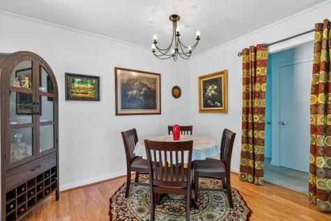 69 Central Avenue Aurora IL 60506