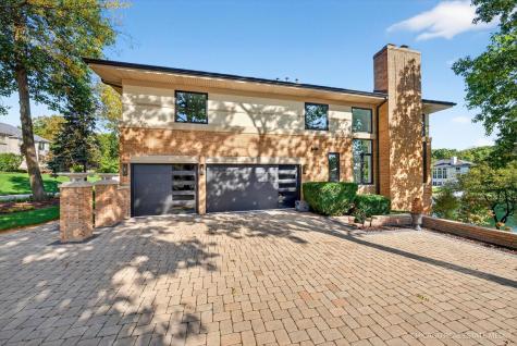 9427 Falling Waters Drive Burr Ridge IL 60527