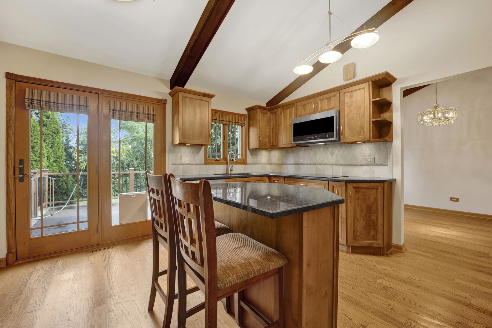 823 North Harrow Court Addison IL 60101