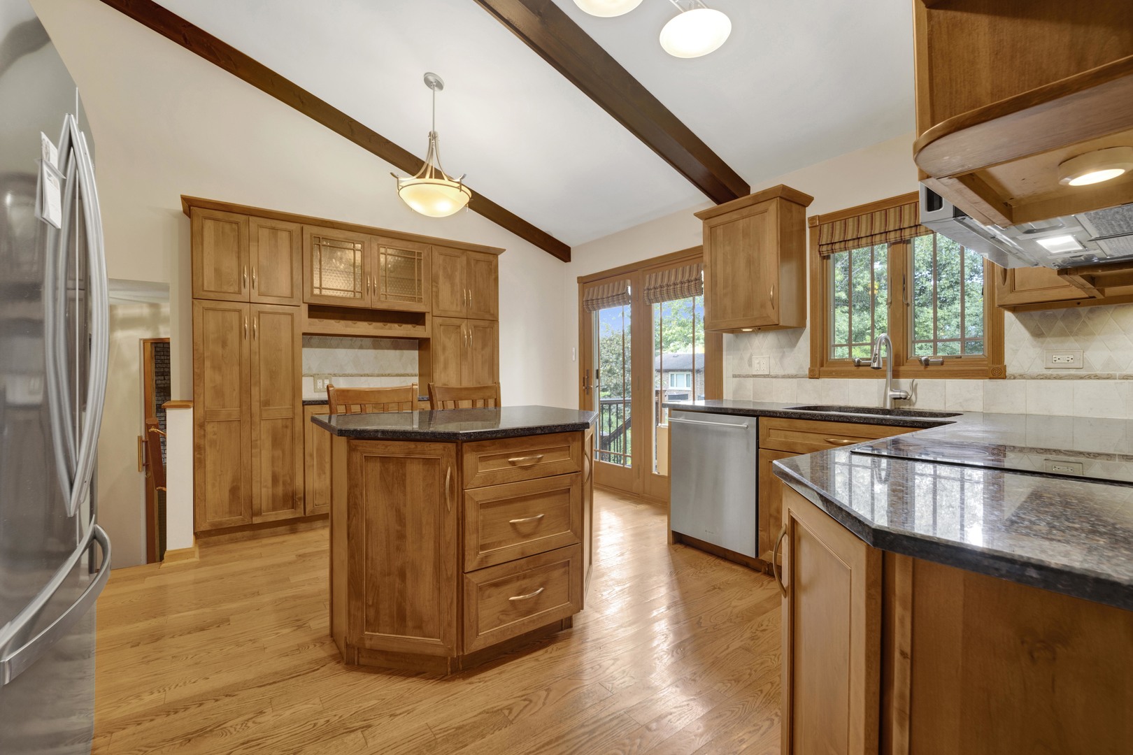 823 North Harrow Court Addison IL 60101